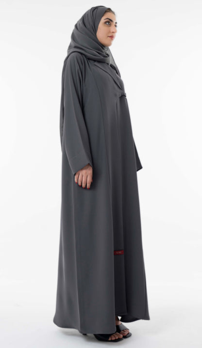 Grey Abaya With Notched Collar And An Elegant Metallic Buckle