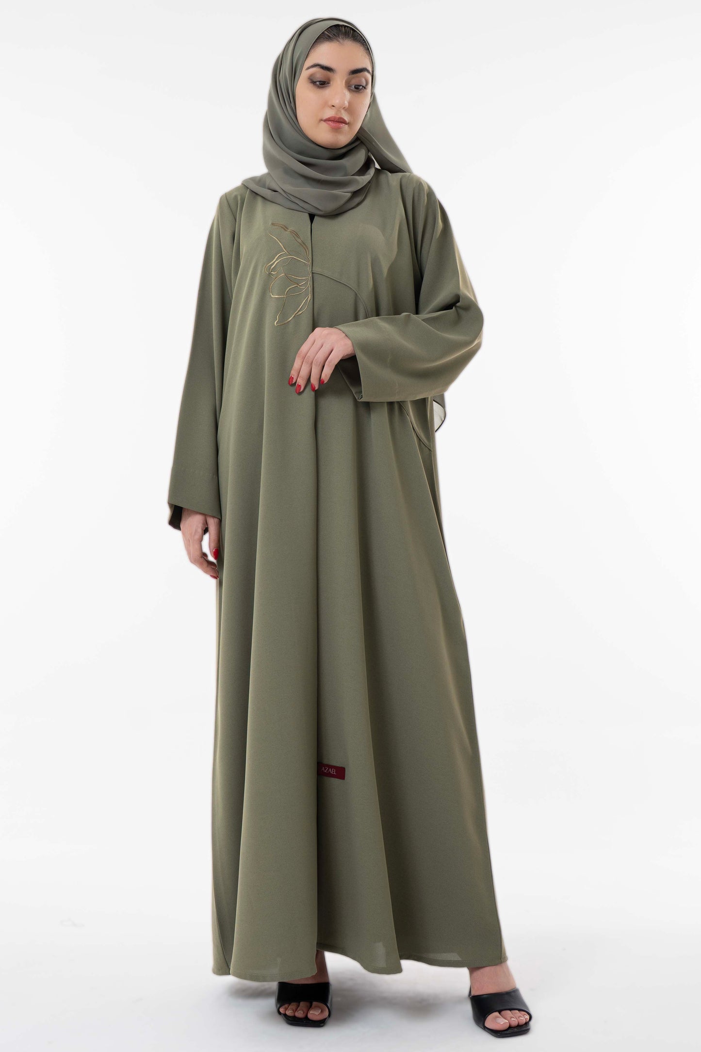 Abaya With Delicate Floral Line Embroidery