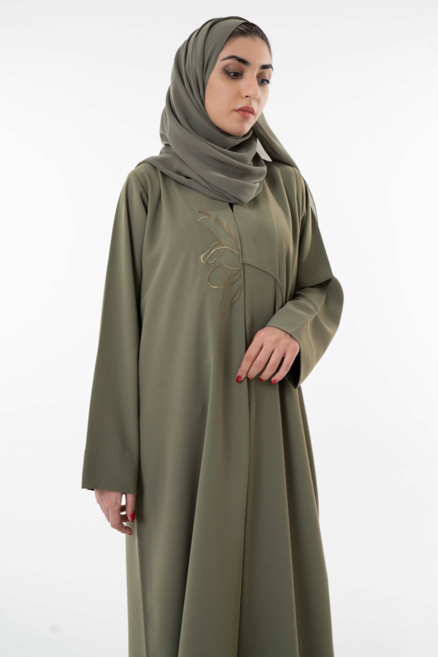 Abaya With Delicate Floral Line Embroidery