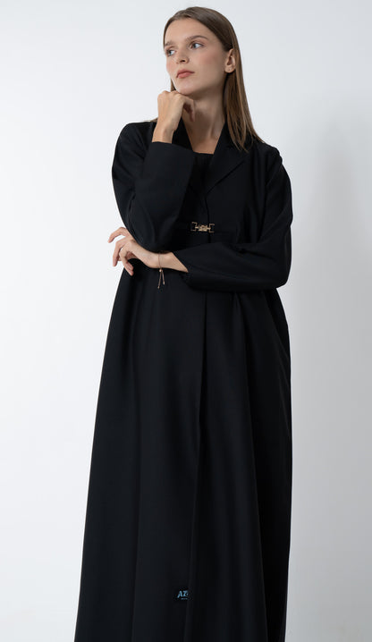 Black Blazer Collar Abaya With An Elegant Buckle Detail