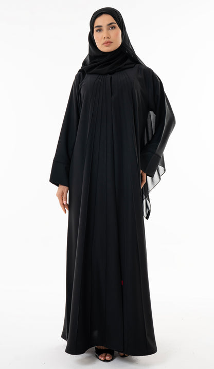Elegant Pin-tuck Detailing On The Front Panel Of The Abaya