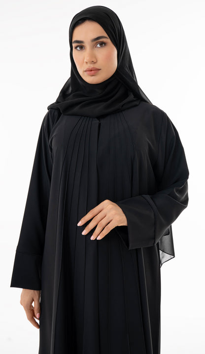 Elegant Pin-tuck Detailing On The Front Panel Of The Abaya
