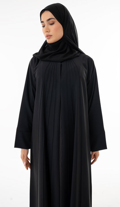 Elegant Pin-tuck Detailing On The Front Panel Of The Abaya